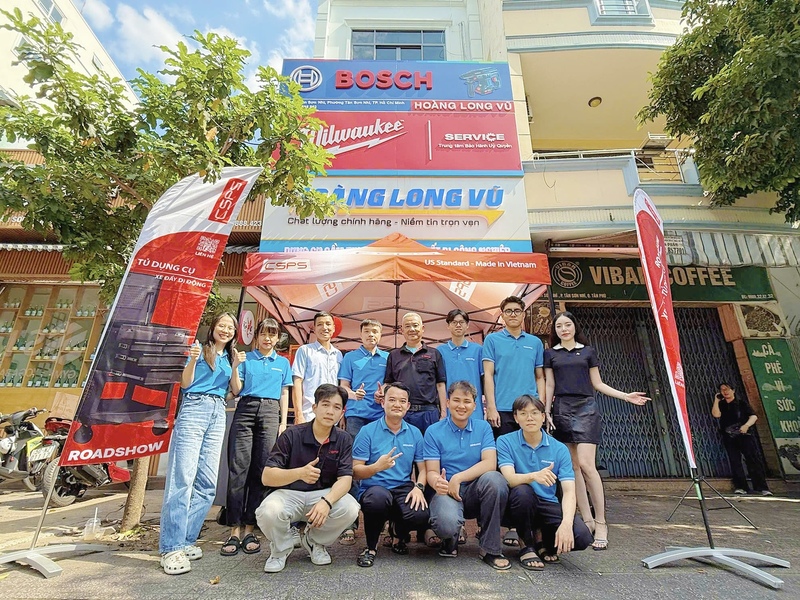 Hình ảnh hoạt động cửa hàng Hoàng Long Vũ